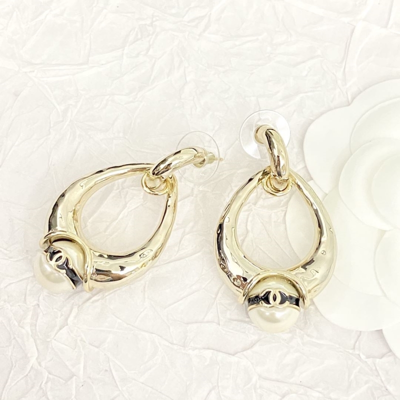 Ch**el earrings